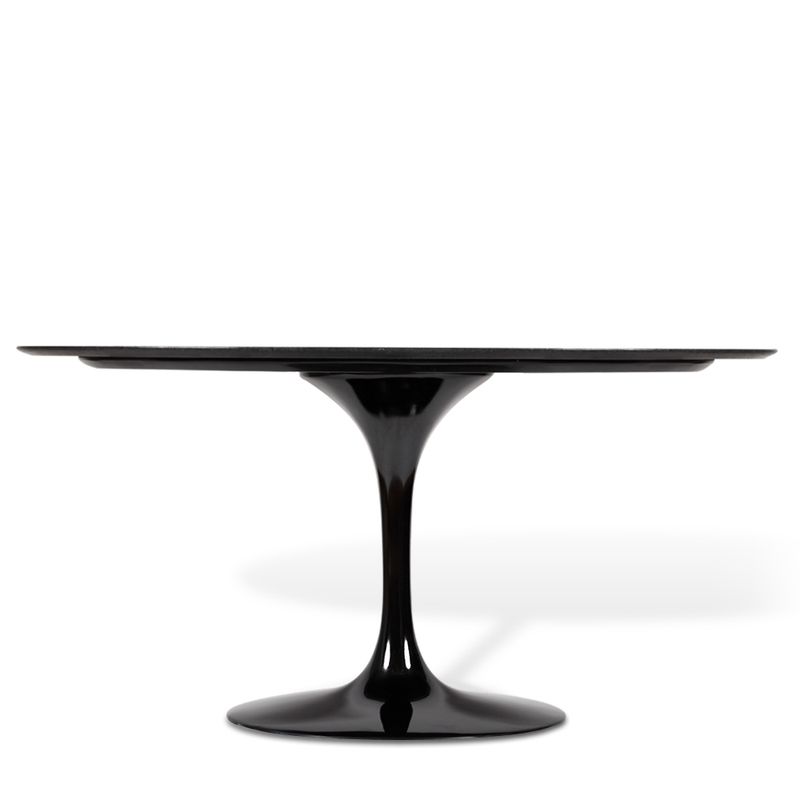mesa-saarinen-jantar-oval-eero_saarinen-tulip-marmore-sao_gabriel-aluminio-preta-2
